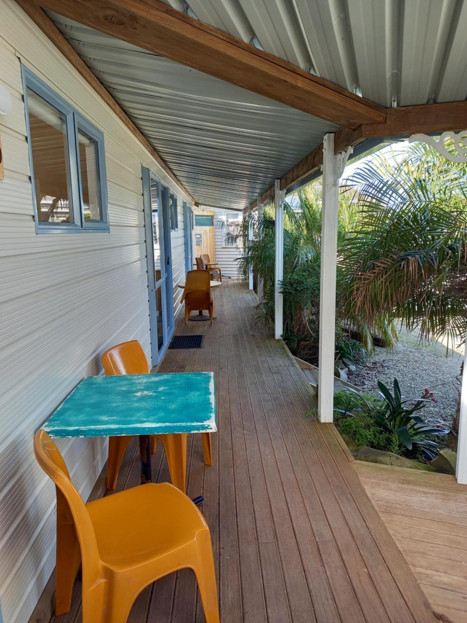 Raglan West Accommodation Units エクステリア 写真